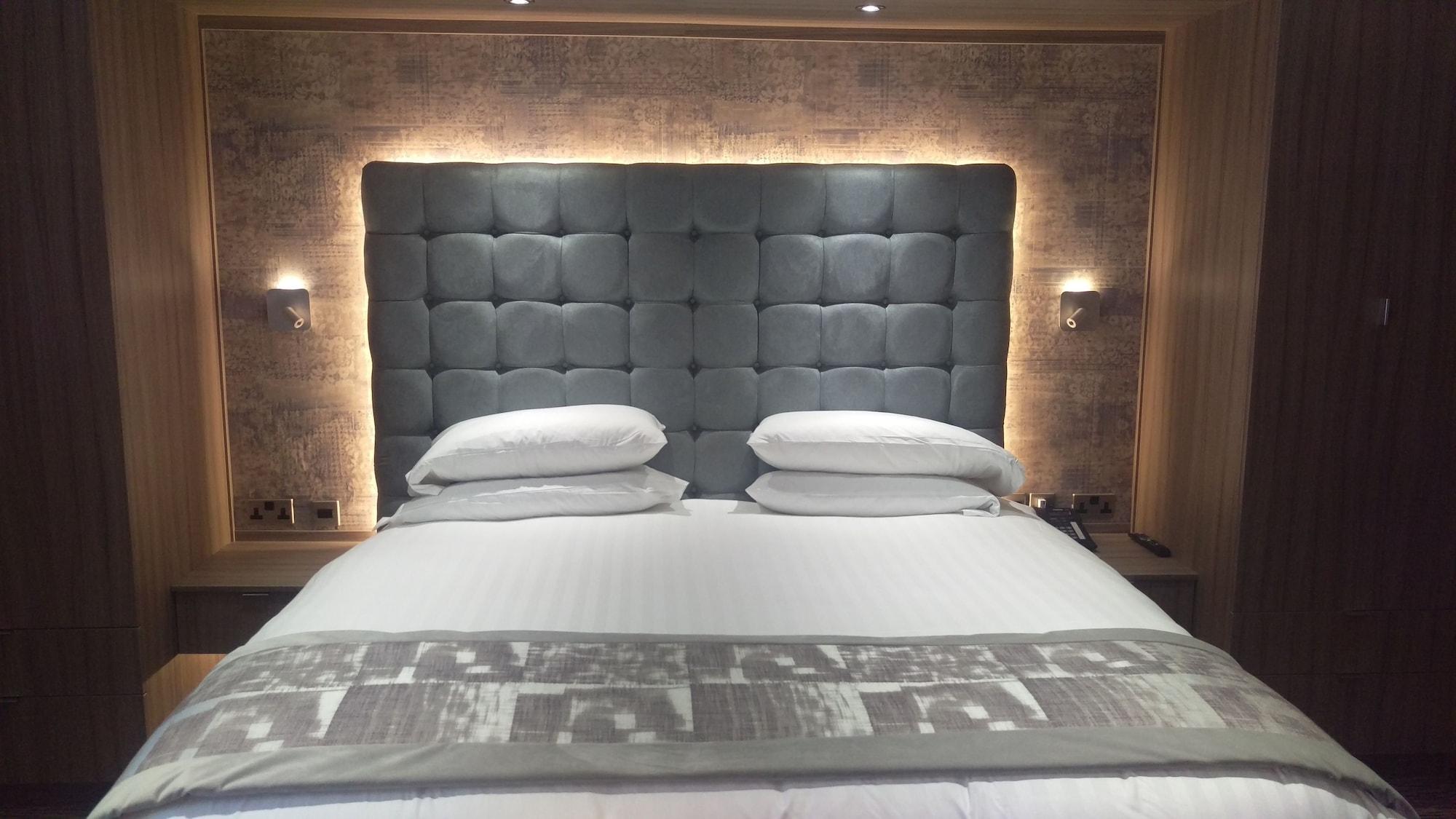 Western Pastures Hotel 3*